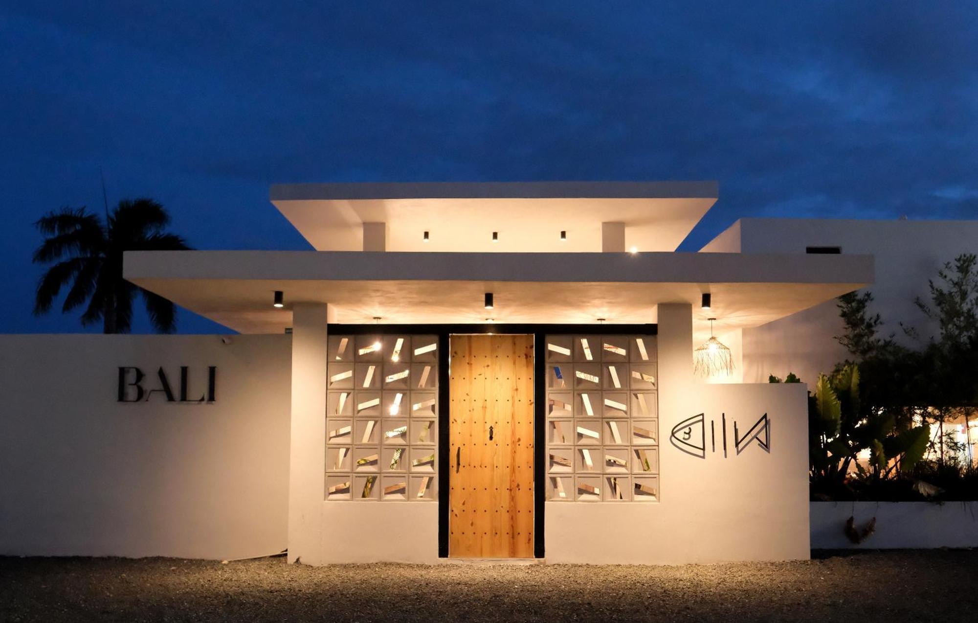Bali Posh Hotel Pr Каролина Экстерьер фото
