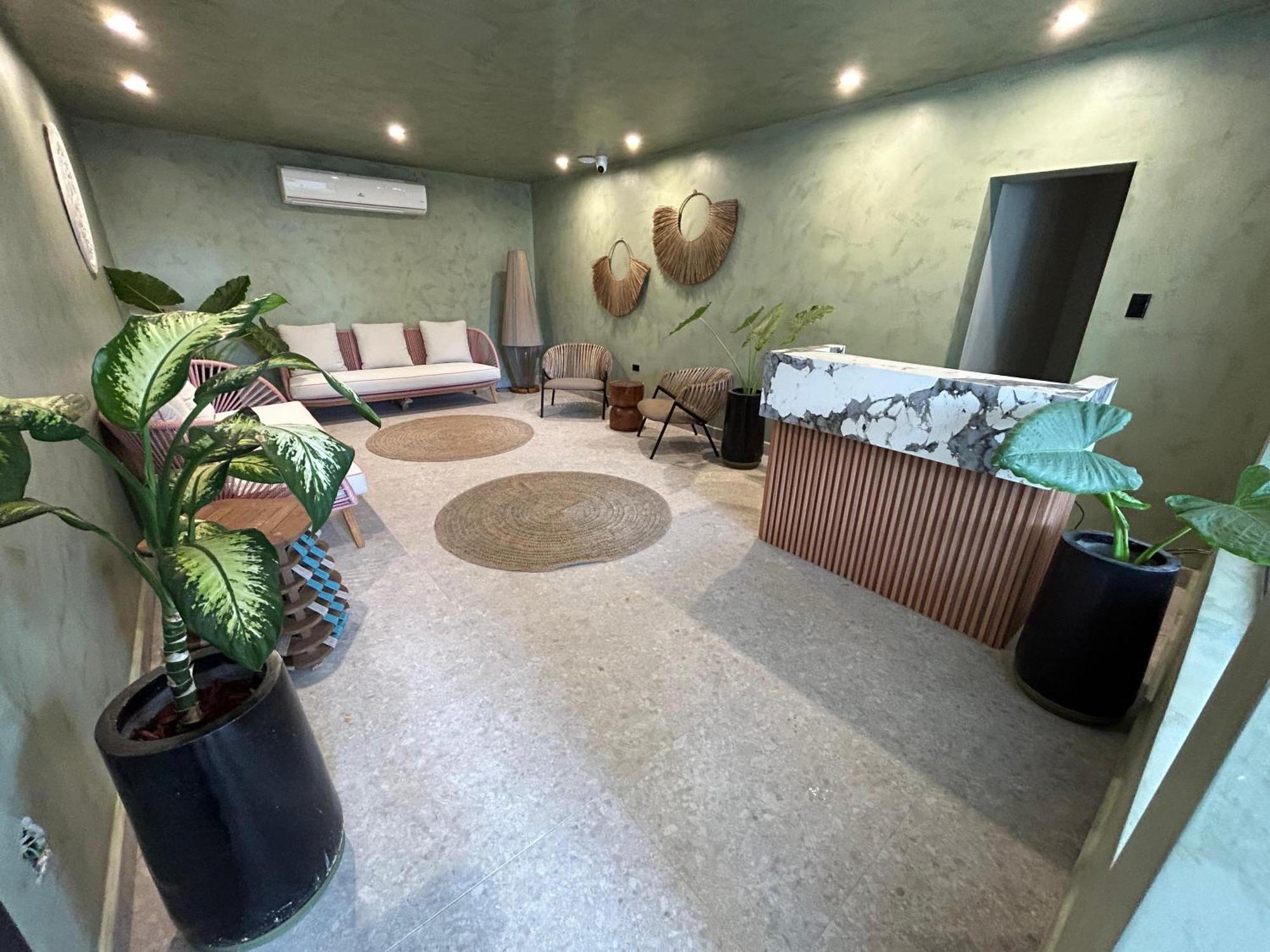 Bali Posh Hotel Pr Каролина Экстерьер фото