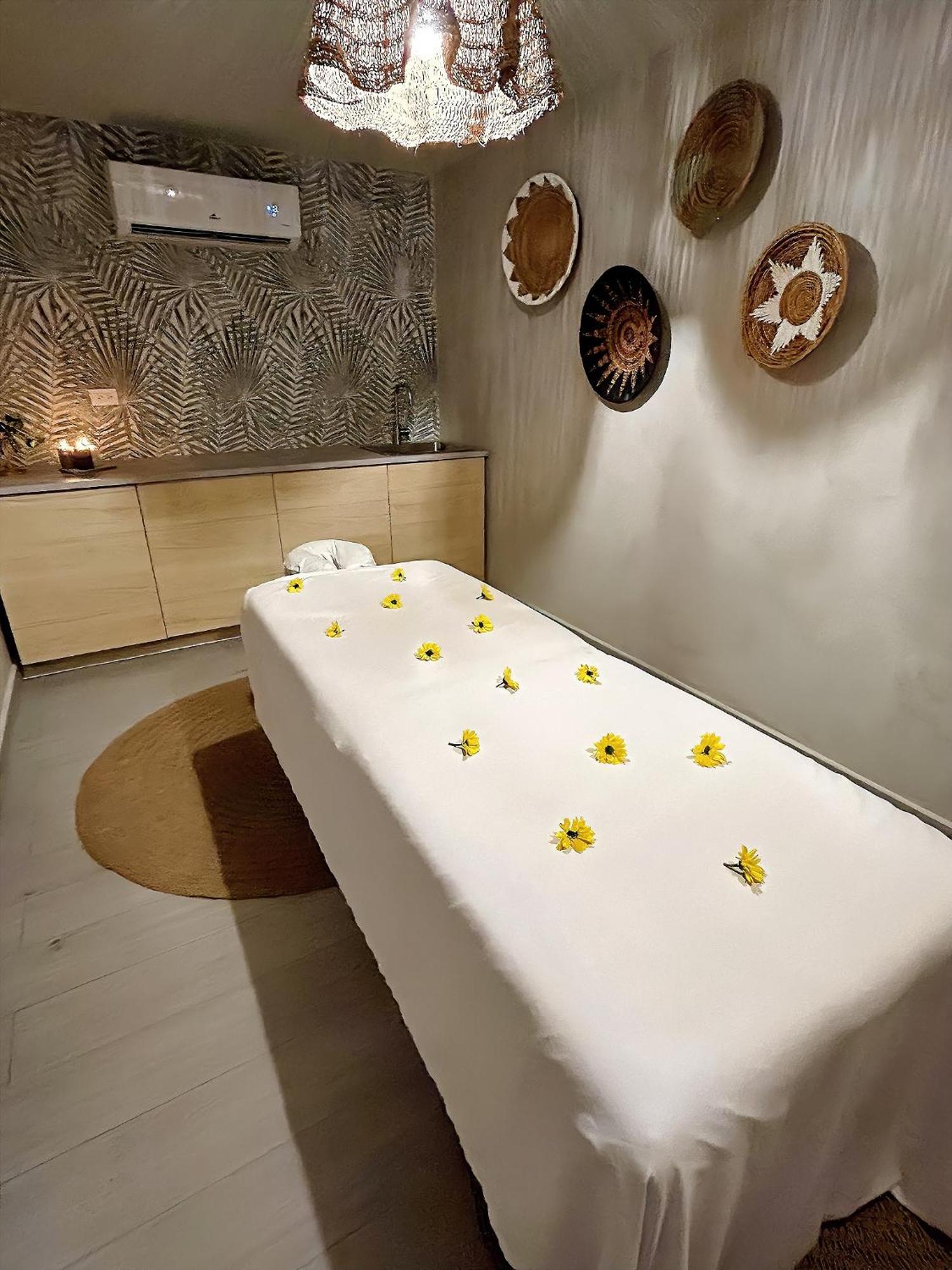 Bali Posh Hotel Pr Каролина Экстерьер фото